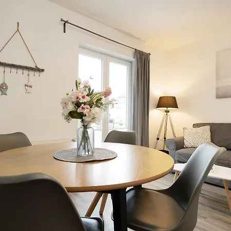 아파트 Haus Strandgefluester Nordlicht 그로미츠